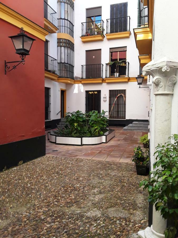 Junto A Casa Pilatos Apartman Sevilla Kültér fotó